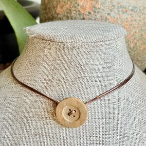 Grunge Button Choker
